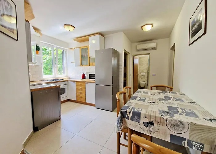 Sersic بيت ضيافة 3*