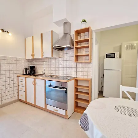 Sersic Gasthuis Baška