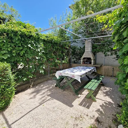 Sersic Гостевой дом 3*