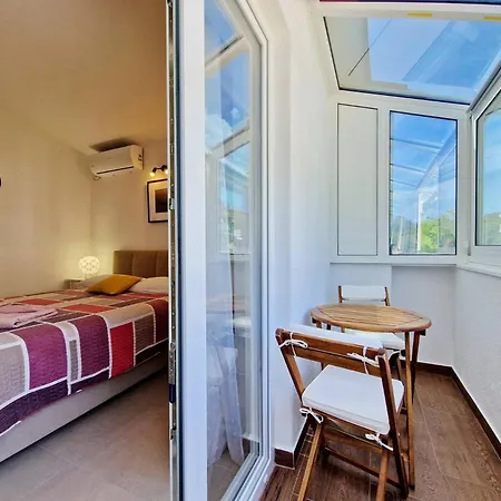 Sersic 3* Baška